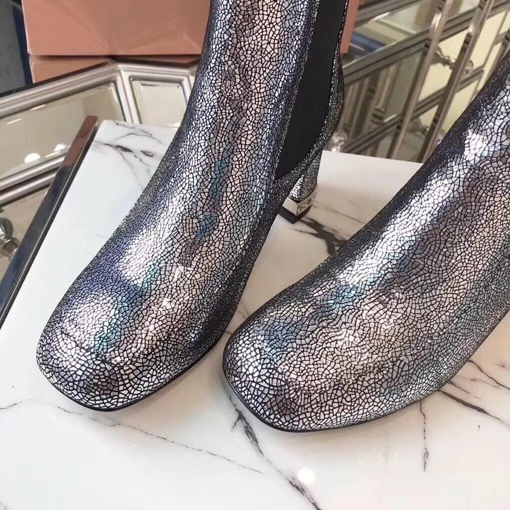 Hot Genuine Leather Boots Women Classic Shoes Woman Crystal Decor Heel Women Shoes Round Toe Ankle Boots Leisure Round Heels
