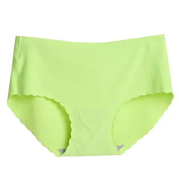 

Women Seamless Traceless Sexy lingerie Briefs Hipster Underwear Seamless Panties Solid Ice Silk Cozy Brief