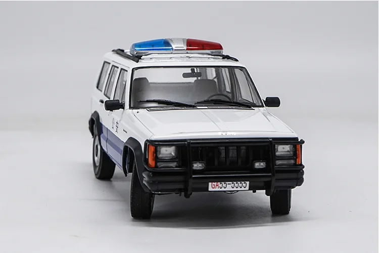 Оригинальные, фабричные, по цене производителя, 1:18 Beijing Jeep 2500 Jeep Cherokee металлическая классическая игрушка модели, платья для дня рождения, подарок на год, коллекция