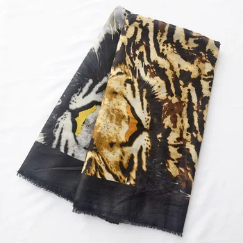 

Printing cotton and linen silk scarf for four seasons and all-in-one decorative shawl tourism sun-proof gauze towel