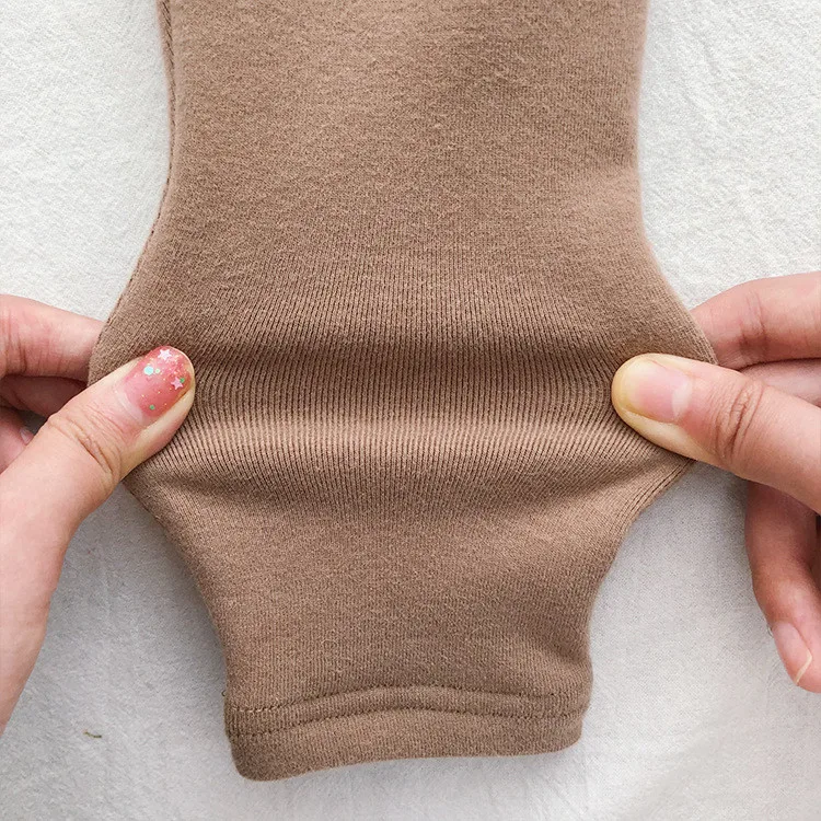 12637610445_1823421814_副本