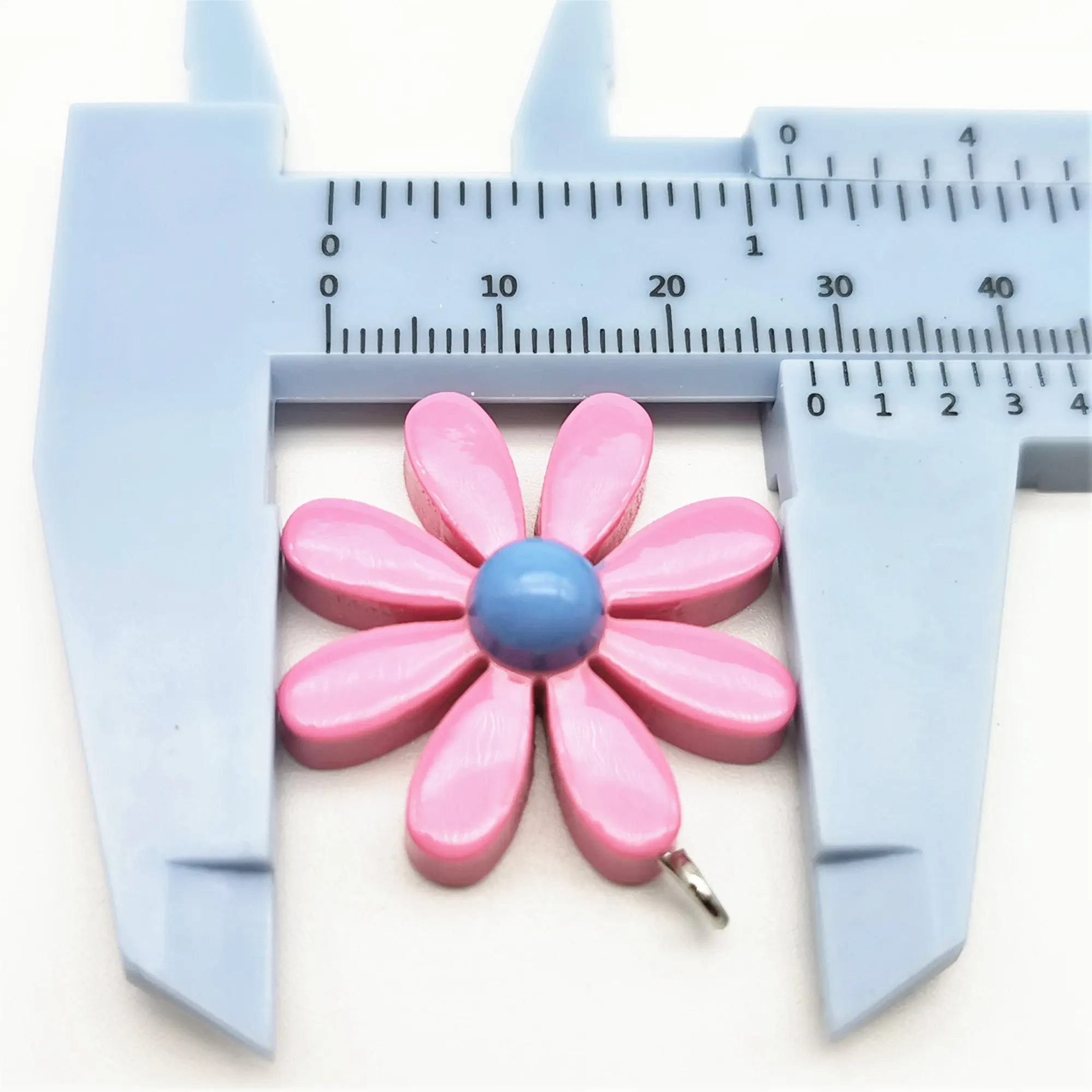 

6pcs Big Kawaii Resin Little Daisy Flower Charms Pendants For DIY Decoration Earrings Key Chains Fashion Jewelry Accessories