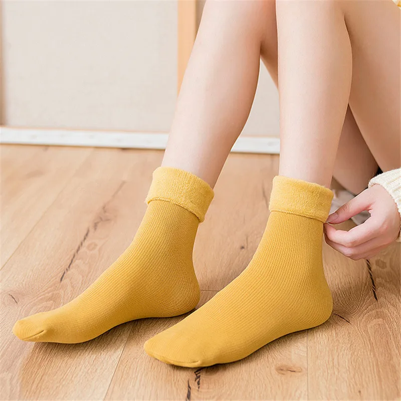 

Winter Socks For Women Keep Warm Breathable Anti-friction Calcetines Casual Colorful Plus Velvet Women Socks Solid