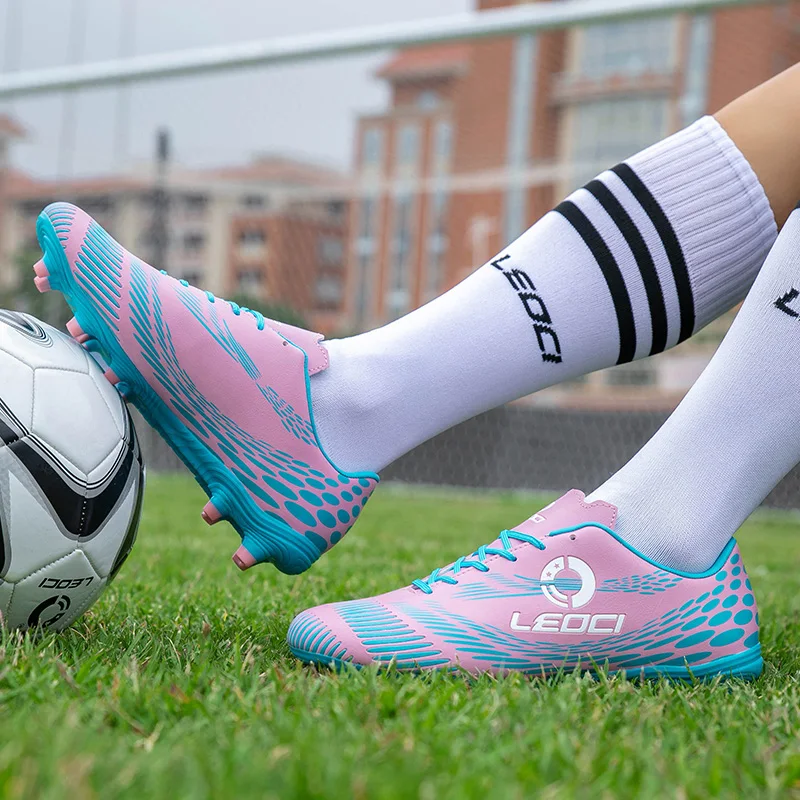 

Kids Boy Girls Outdoor Soccer Cleats Shoes AG Ankle Top Football Boots Soccer Training Sneakers Child Sports Shoes EU35-45