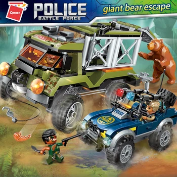 

1923 Gaint Bear Escape Car Tank Model Bricks Friends Compatible Toys Figures Building Blocks for Kids Children