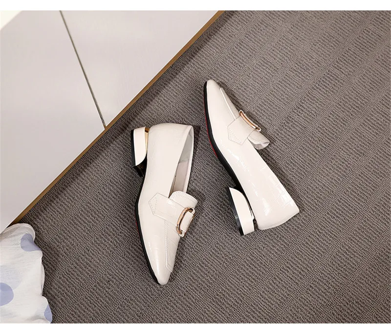 British Bright Patent Genuine Leather Pumps Oxford Shoes For Women 2020 Spring New Metal Thick Middle Heel Women's Loafers Shoes (40)