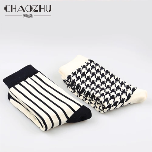 스타일리쉬하고 품격 있는 CHAOZHU 격자 세로 줄무늬 남성 패션 양말 추천