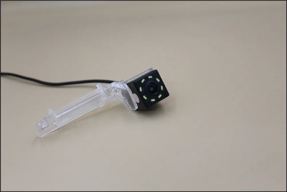 8LED камера заднего вида для Volkswagen Magotan Polo Хэтчбек Bora Golf Phaeton Skoda Superb Passat CC
