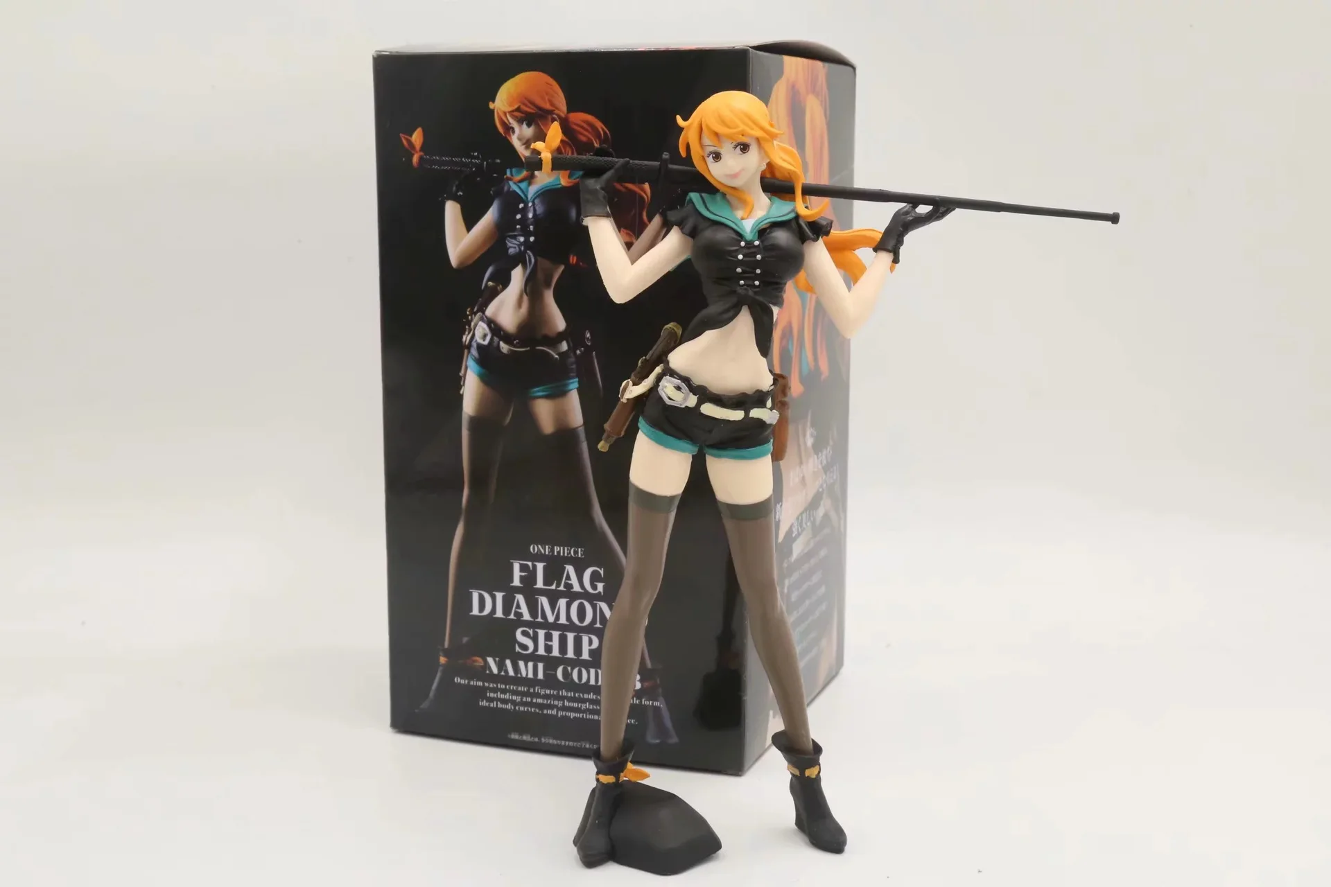 

One Piece/Sea King Flag Diamond Ship Series Black Cloth Nami Boxed Garage Kit Model