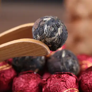 

2019 China Fuding Xiaotuocha Dragon Ball High Quality Old White Tea for Clear Heat Cellulite and Promote Digestion