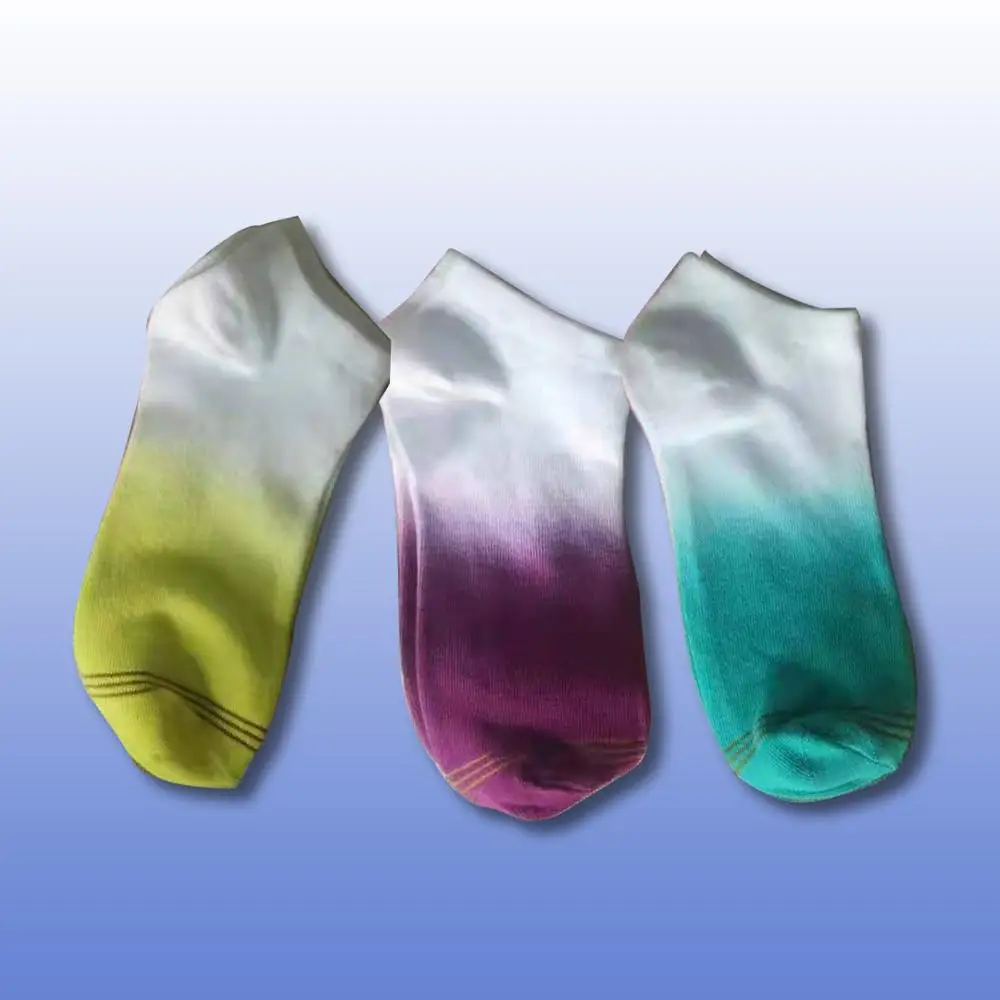 Новые женские милые повседневные носки в стиле Харадзюку ярких цветов короткие носки для девочек модные хлопковые носки градиентного цвета