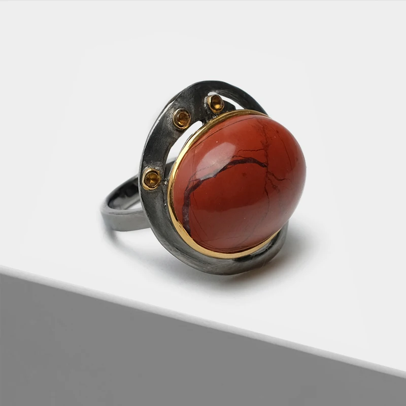 

Local focal Vintage plated Exaggerated oval pierced design inlaid semi-precious stone red Rings