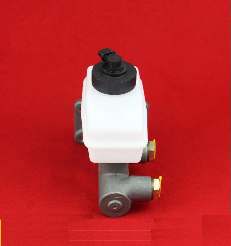 Brake Master Cylinder Assy With Fluid Tank For Chinese FOTON Tunland Great Wall Pick-up Auto Car Motor Parts brake master cylinder