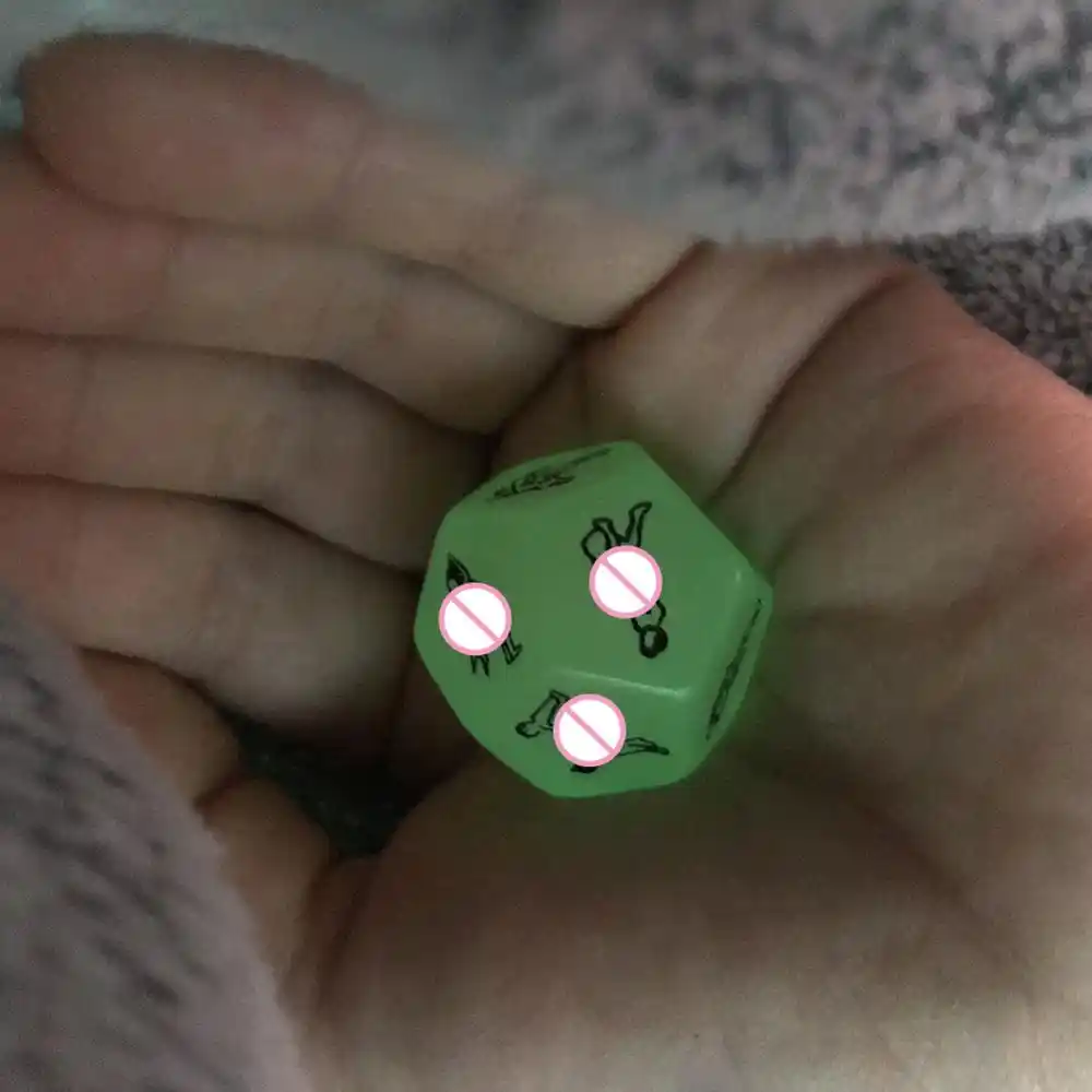 12 両面セックスサイコロおかしいゲーム H なおもちゃカップル発光ダイスで大人の寝室の楽しいカップルパーティーゲーム 大人のゲーム Aliexpress