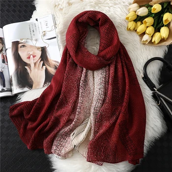 

Fashion 2020 Nieuwe Vrouwen Sjaal Stripped Crinkle Hijaabs Lady Hoofdband Katoen Winter Warm Sjaals Zachte Lange SizeVouwFoulard