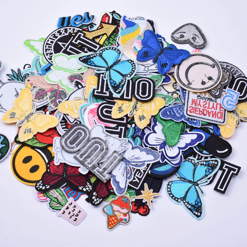 Random Mix DIY Cartoon Pattern Iron-On Patches Embroidery Cloth Chapter Decorative Stickers scrapbook