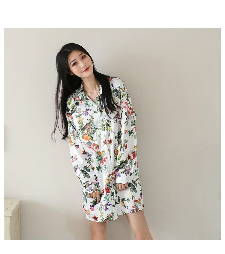 Simulation Silk Siamese Female Spring And Autumn Europe And The United States Loose Sexy Bathrobe Nightdress Home Service