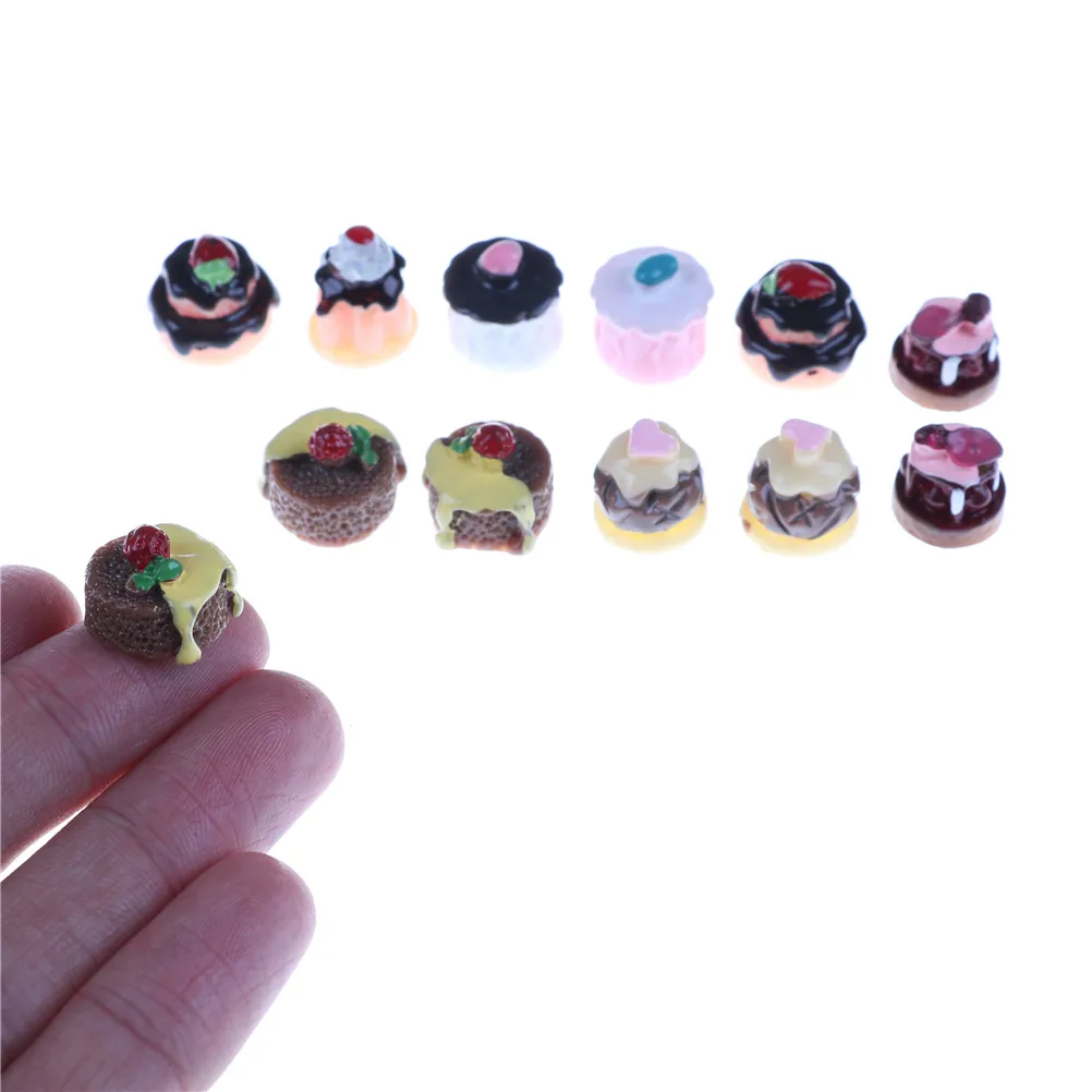 

2020 New 5pcs/set 1:12 Simulation Mini Cake Dollhouse Miniature Food Scene Model Diy Doll House Accessories Resin Cake Model
