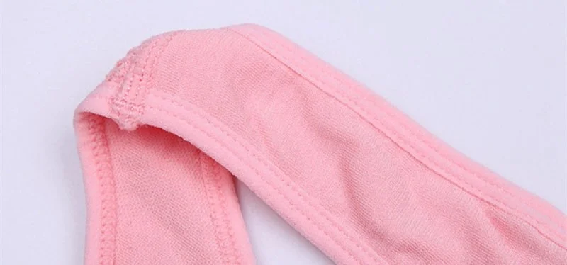 1821909831_1854274908