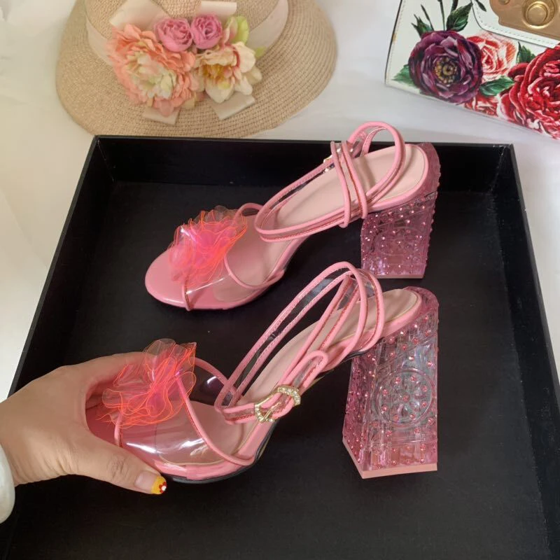Новейшая модель; прозрачнын Хрустальные Босоножки Для женщин ясно не сужающийся к низу розового и зеленого цветов Высокий каблук Женская обувь цветок ПВХ; женские летние туфли для вечеринки