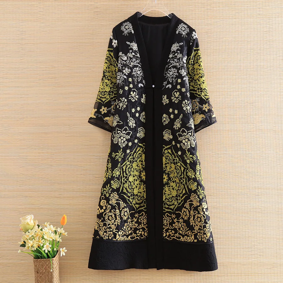 

Embro Mill autumn Women embroidery trench coat Chinese Style Retro Jacquard 3/4 sleeve elegant Loose lady coat female M-2XL