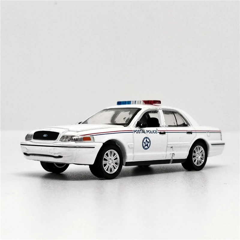 Зеленый светильник 1: 64 Ford Crown Victory Poliz автомобиль бутик сплава автомобиля игрушки для детей Детские игрушки модель оптом