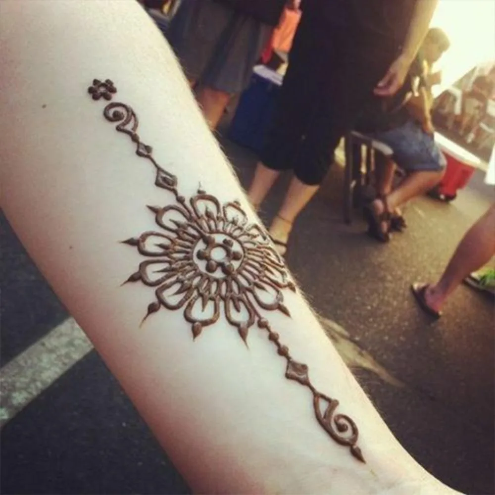 1 шт. 25 г Mehndi натуральная коричневая индийская хна тату паста конусы, коричневая тату паста крем краска для тела KAVERI бренд