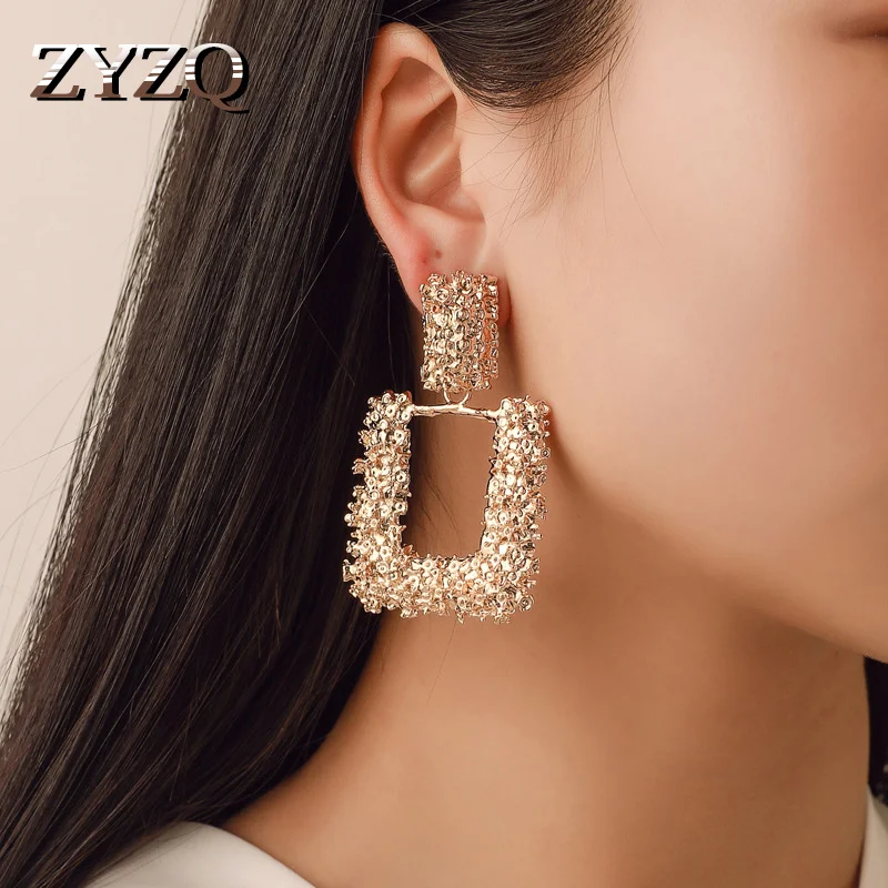 

ZYZQ Punk Stylish Drop Earrings For Women Heavy Metal Material Baroque Huge Pendant Dangle Earrings Letter U Shaped Wholesale