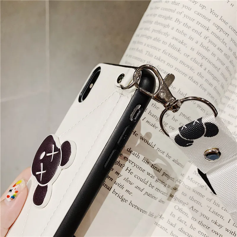 Милая Длинная цепочка с рисунком медведя для iPhone Xs Max XR 11pro 6S 7plus X 8 из кожи черного и белого цвета