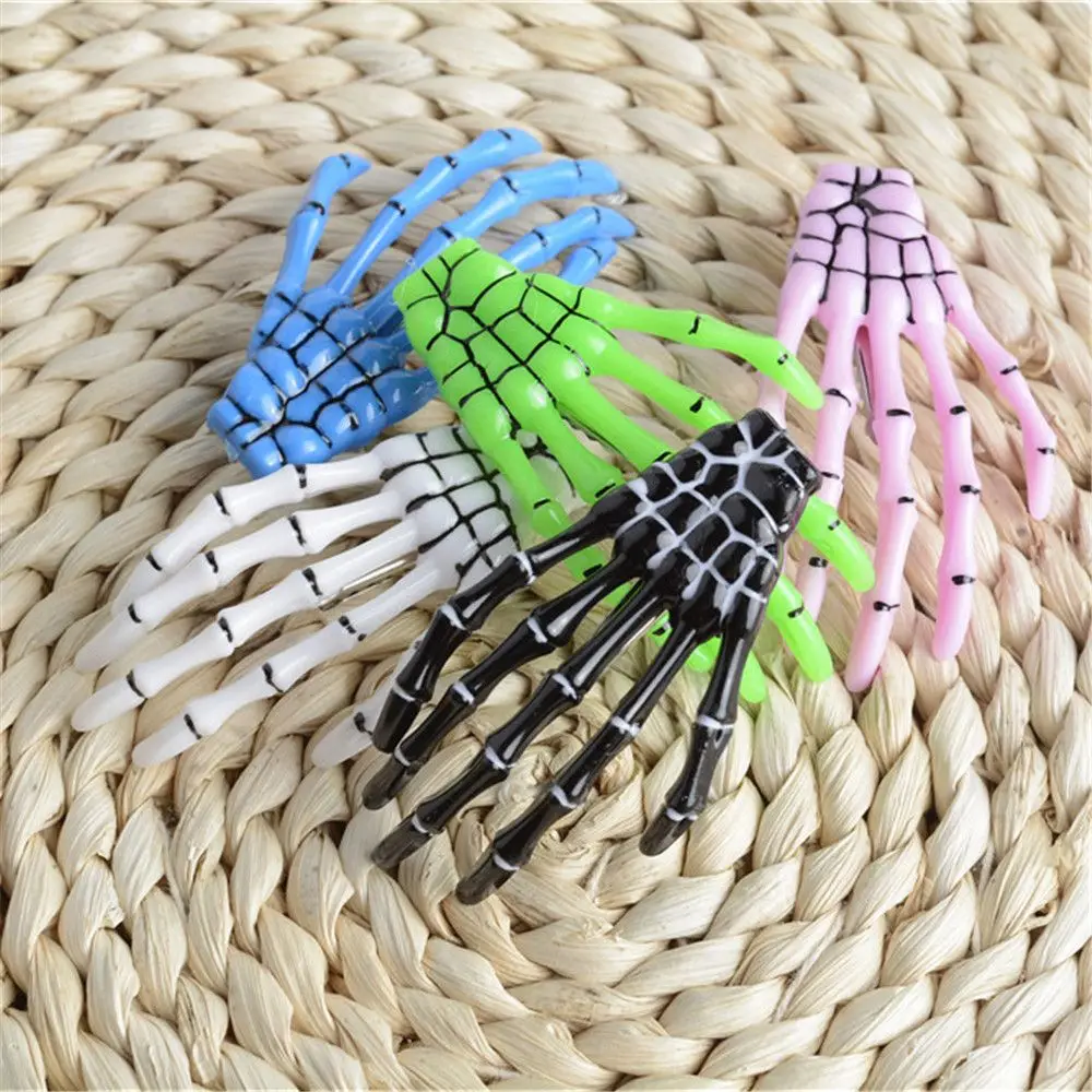 ladies headband Skeleton Claw Skull Hand Hair Clip Hairpin Zombie Punk Horror Bobby Pin Barrette Hair Clips Hair Pins Hair Accessories bride headband