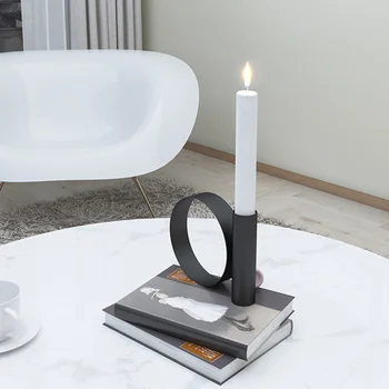 

1PC Nordic Style Candle Holder Simple Iron Art Candle Stick Geometric Art Candle Holder Creative Desktop Decoration for Home Off