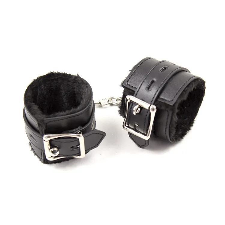 Manufacturers Direct Selling Sexy Aid Handcuffs Tied Hot Selling Lock Leather Plush Black And White with Pattern Hand Tied Handc