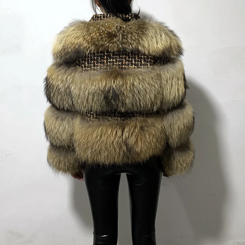 rf1930 Promotion Luxury Full Pelt Natural Raccoon Fur Striped Coat Women Zipper Long Sleeve Winter Real Fur Jacket