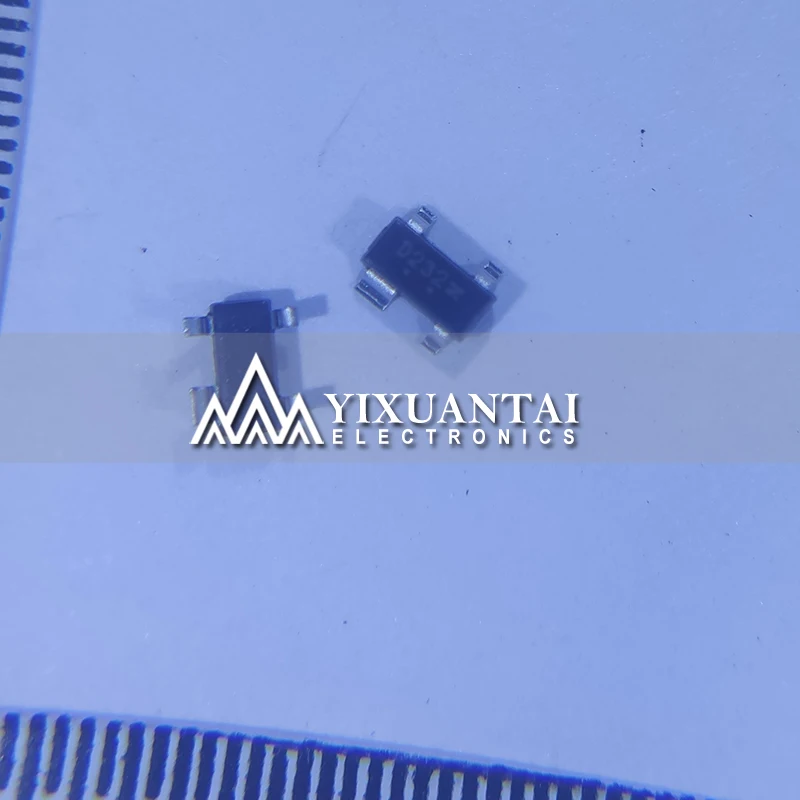 

50pcs/lot Free shipping 100% original CM1213-02SR D132 CM1213-02SS D122 CM1213A-02SR D232 CM1224-02SR L242 SOT143