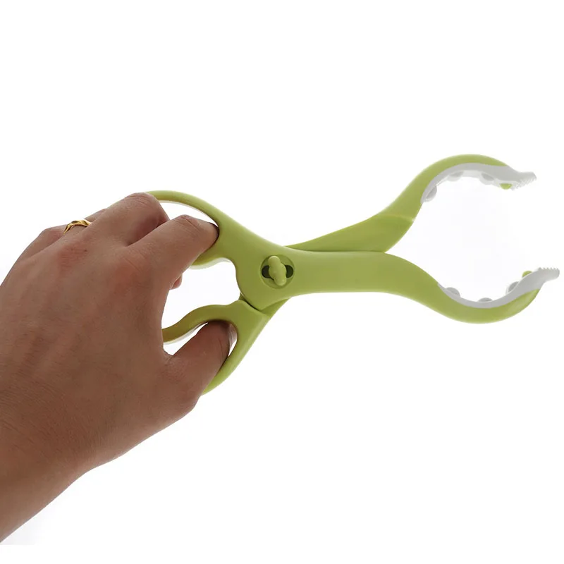 Baby Bottle Clip Holder Nipple Clamp Non-slip High Temperature Resistant Disinfection Anti-scalding Clean Tool  AXP006