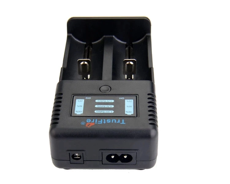TrustFire Интеллектуальное Быстрое TR-019 2 слота зарядное устройство+ 2* TrustFire защищенные 26650 5000 мАч 3,7 в аккумуляторные батареи