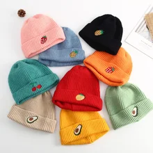 Детская вязаная шапка с вышивкой фруктов, корейский конфетных оттенков, шерстяная шапка для мальчиков и девочек, короткая теплая шапка, шапочки и шапочки