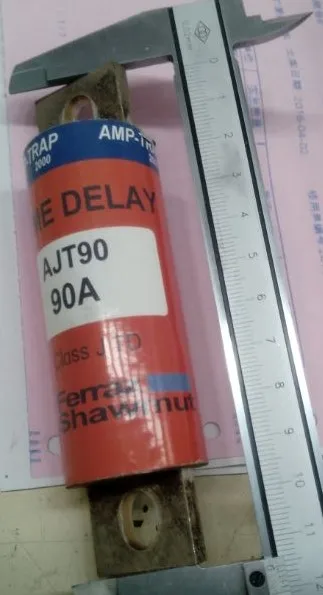 Предохранители: AJT90 90A 600 V/AJT80 AJT100 600V
