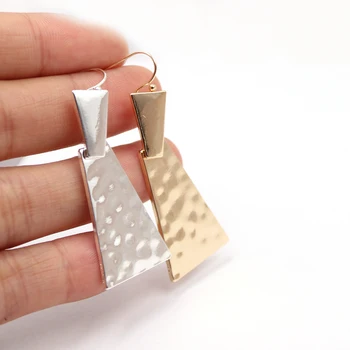 

2020 Spring Summer New Hammered Small Trapezoid Dangle Earrings Graceful Hot Brand Statement Hammered Drop Earrings