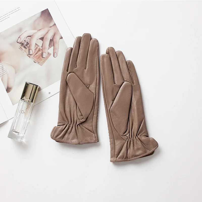 

2020 New Women's Goatskin Gloves Winter Plus Velvet Thermal Driving Anti-Wind Thin Style Genuine Leather Gloves Female K860A