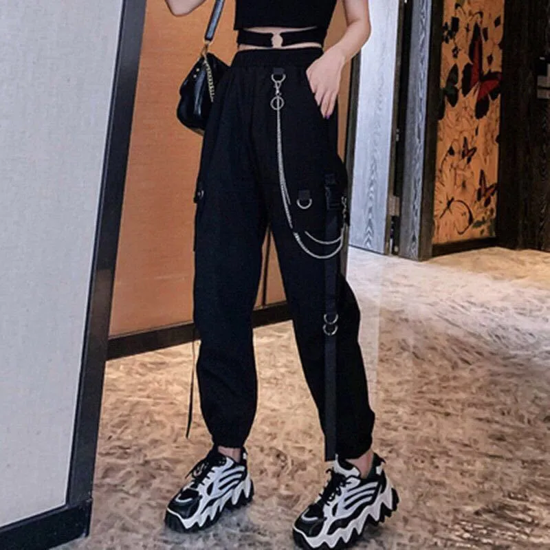 

Harajuku Streetwear Women Casual Harem Pants Gothic Black Cargo Pants Women Chain Cool Hip Hop Long Trousers Capris Pantalones
