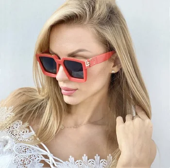 

Fashion Brand Designer Sunglasses Women 2020 Retro Square Oversized Sunglasses Driving Street Wear Wholesale