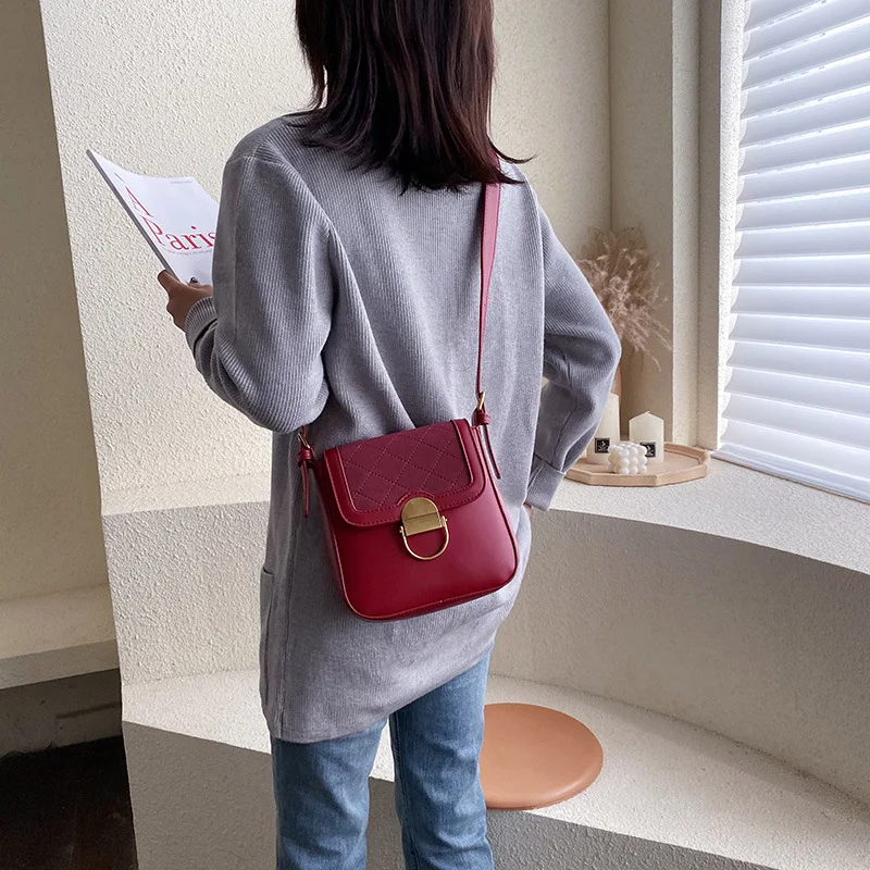 

INS Women's 2019 Autumn And Winter New Style Fashion Korean-style Retro Versatile Wide-Strap Shoulder Square Sling Bag