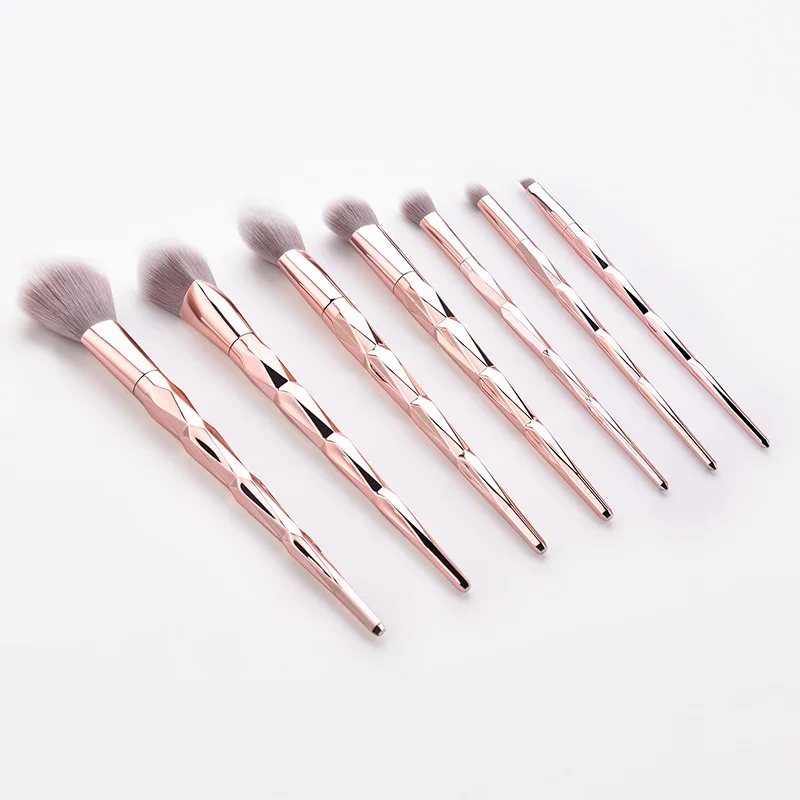Fashion 7pcs Gold Unicorn Makeup Brush Set Diamond Foundation Blending Power Eyeshadow Brush Cosmetic Beauty Make Up Tool Kit