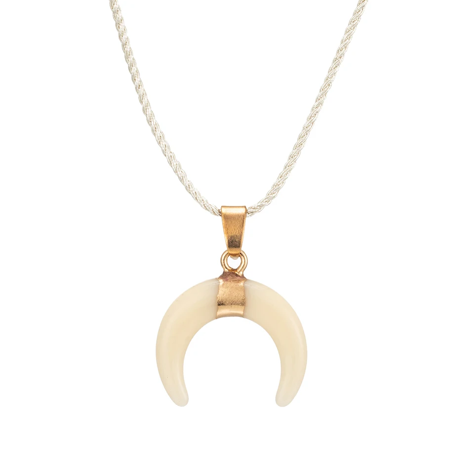 Charming Minimalist Made of Resin And Shaped Like New moon Lvory White 2019 New Fashion Pendant Necklaces For women Accesories