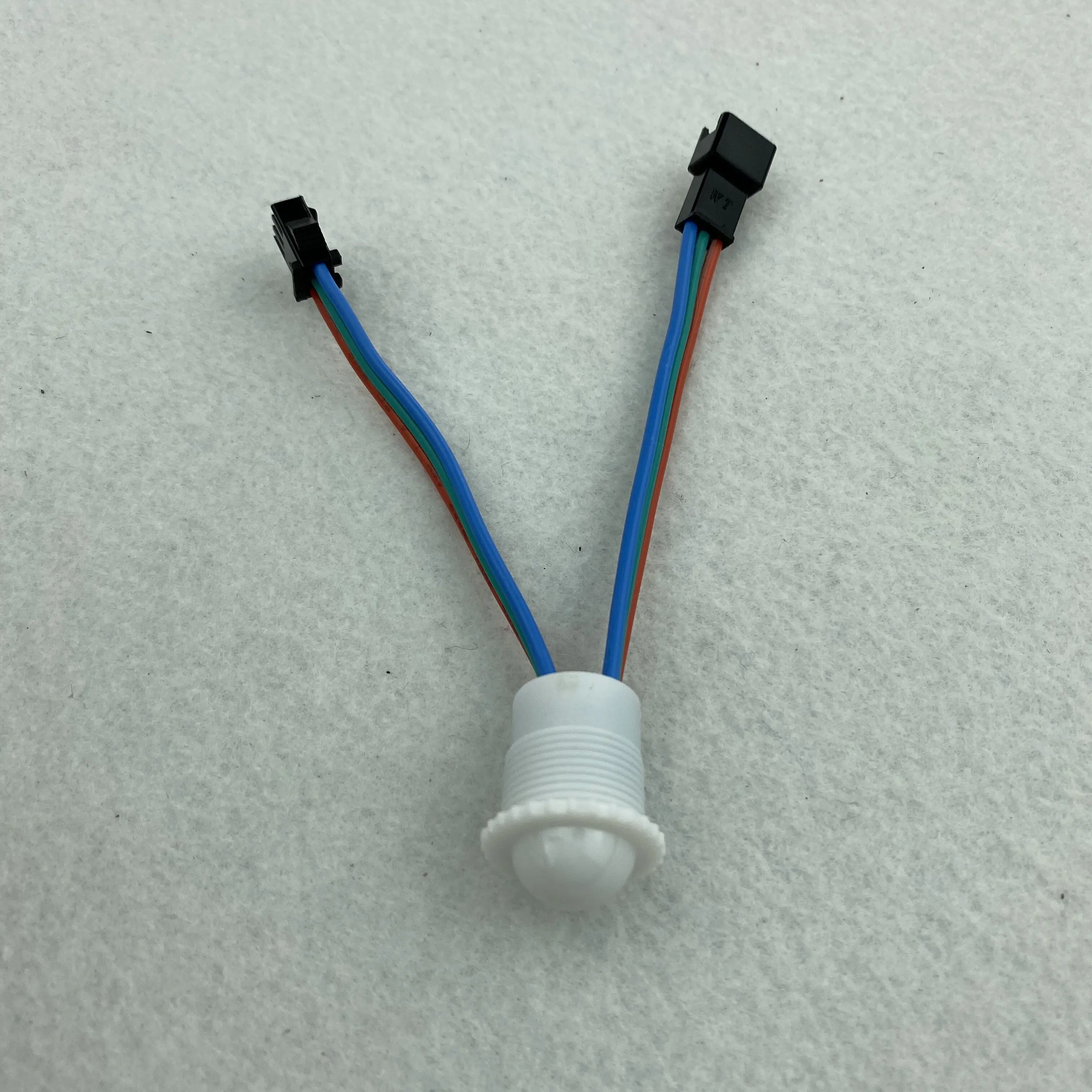 16 мм диаметр; DC5V; WS2813 адресуемый RGB полноцветный светодиодный умный модуль; 0,24 Вт(один 5050 SMD светодиодный); IP68; молочный чехол