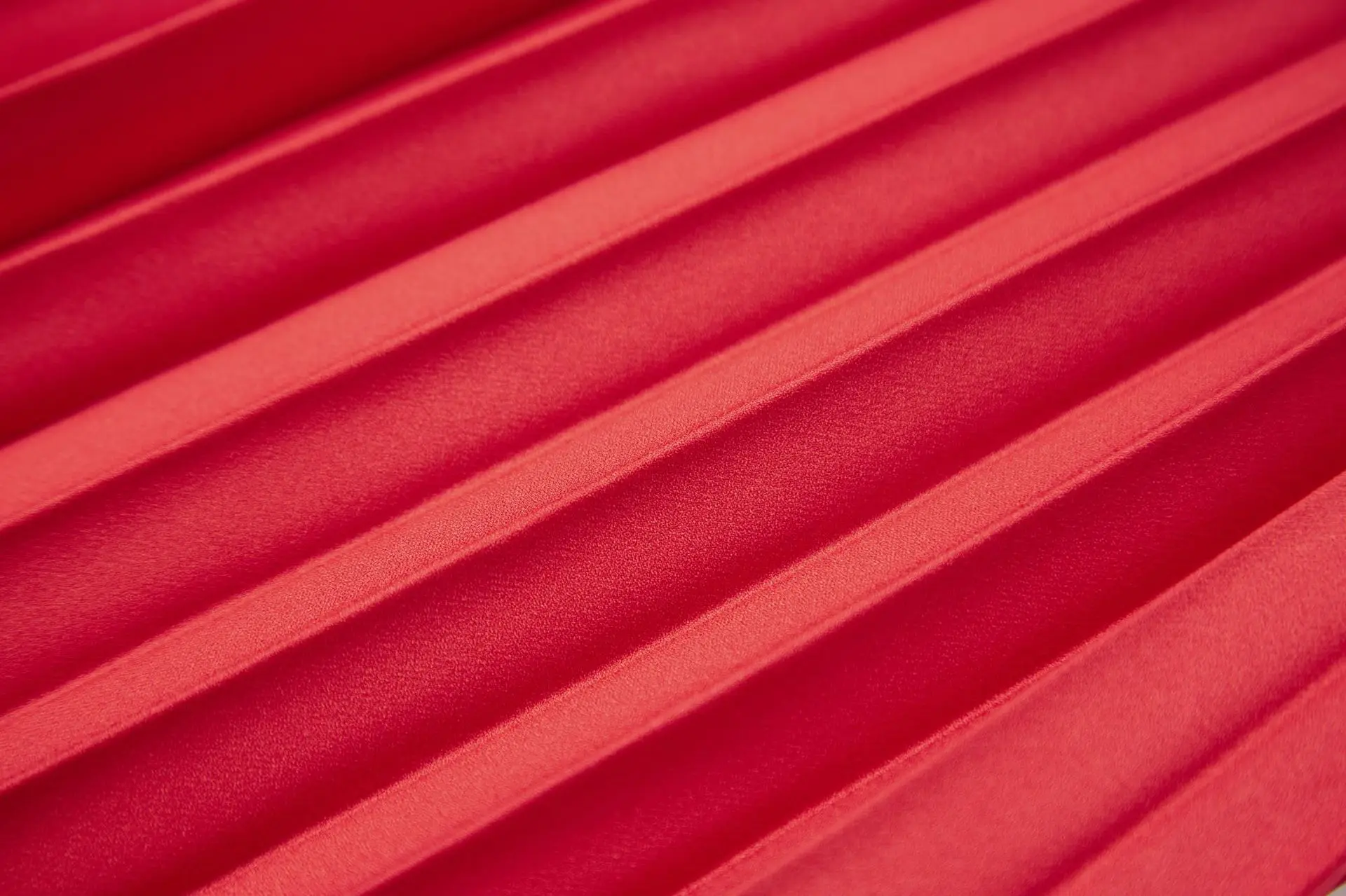 LANMREM Pleated skirt mid-long folded vintage skirt gradient color elastic waist pleated bottoms famale 2020 fashion new YJ726