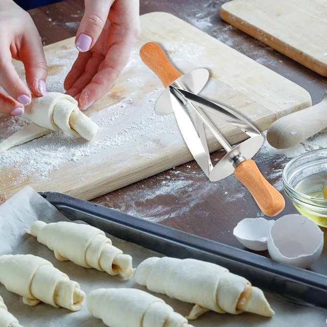 Stainless Steel Croissant Cutter 5
