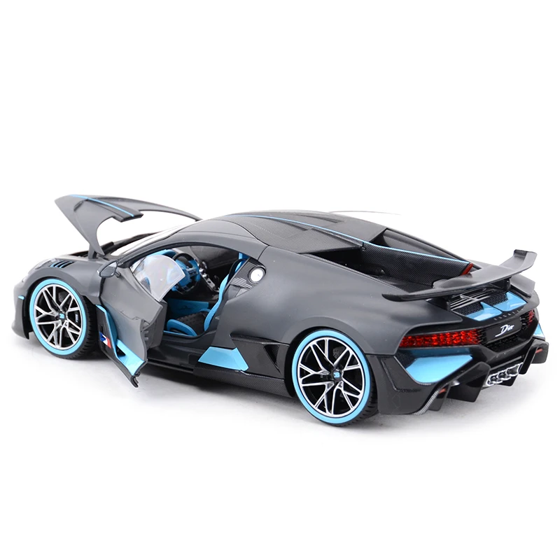 Bburago 1:18 Bugatti Divo спортивный автомобиль статическая литая модель сплава Модель автомобиля