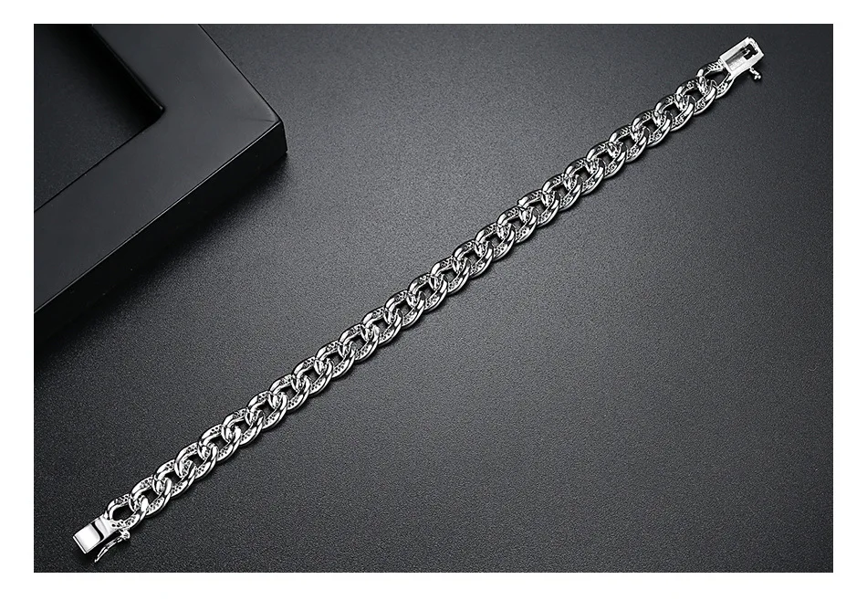 11714358567_1419737030